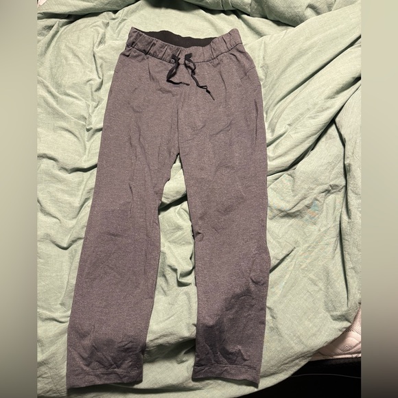 Lululemon joggers - Picture 1 of 1